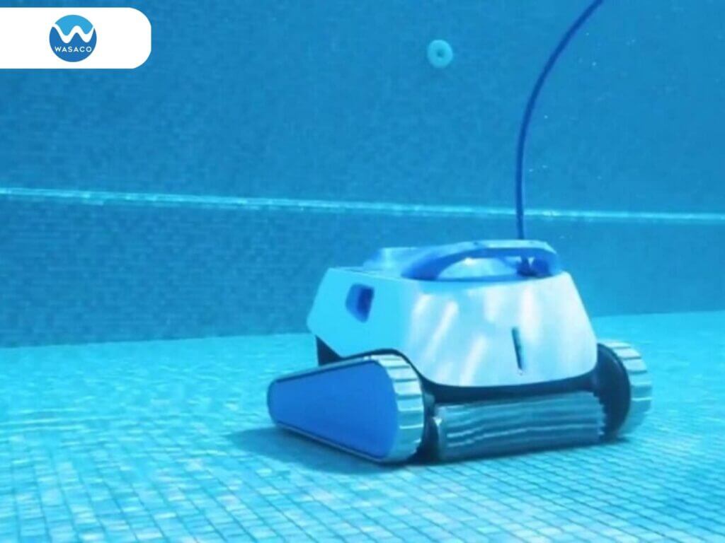 robot vệ sinh hồ bơi